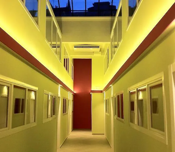 Hotel Tango