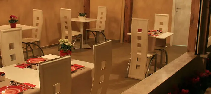 Tango Hotel 3*